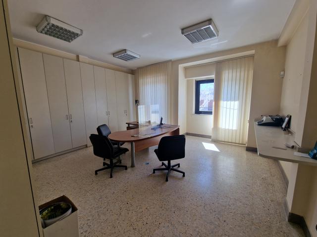 #2519012 Locale uffici disposto su due piani in vendita - foto 9