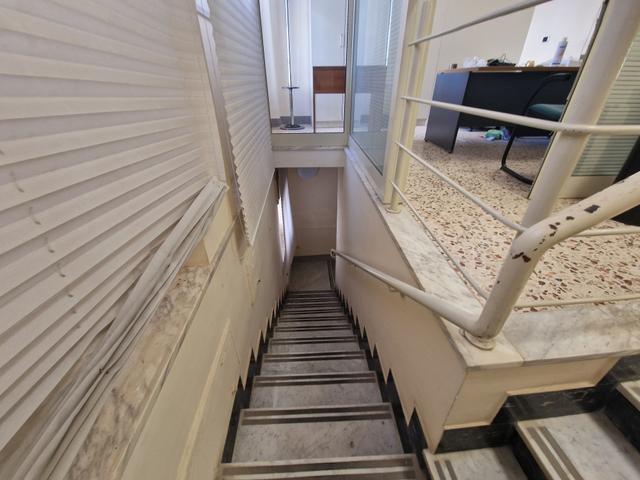 #2519012 Locale uffici disposto su due piani in vendita - foto 13
