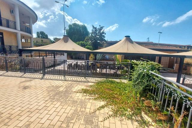 #2536807 Locali uso bar e piscina in residence in vendita - foto 4