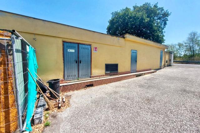 #2536807 Locali uso bar e piscina in residence in vendita - foto 27