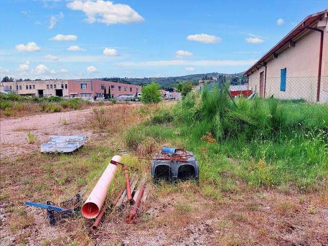#21549 Terreno edificabile ed agricolo di 1.648 mq in vendita - foto 2