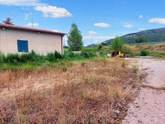 #21549 Terreno edificabile ed agricolo di 1.648 mq in vendita - foto 3