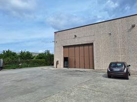 Capannoni artigianali in vendita