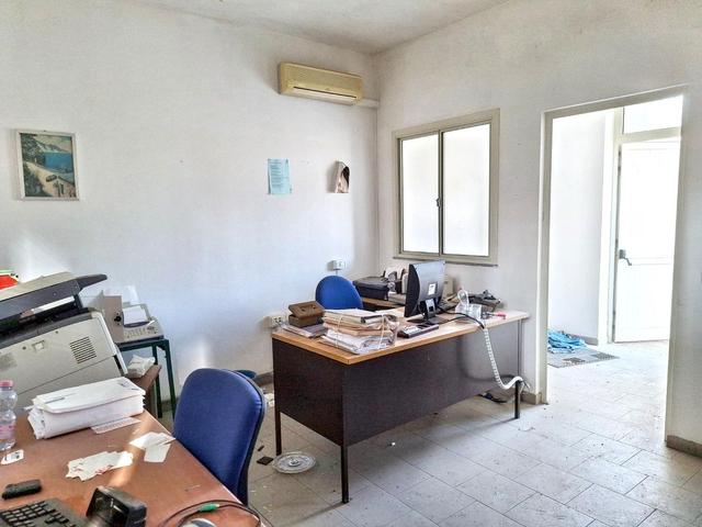 #2536610 Capannone con uffici e corte in vendita - foto 17