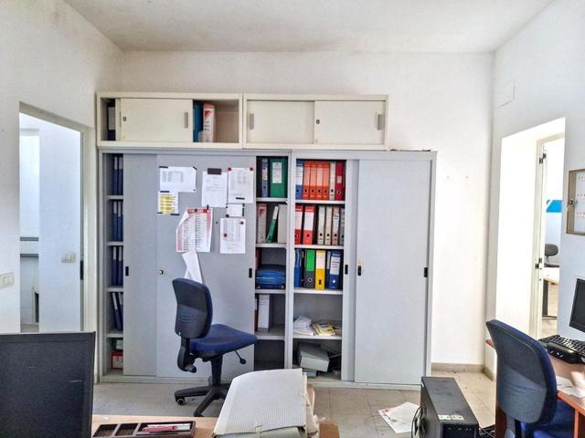 #2536610 Capannone con uffici e corte in vendita - foto 18