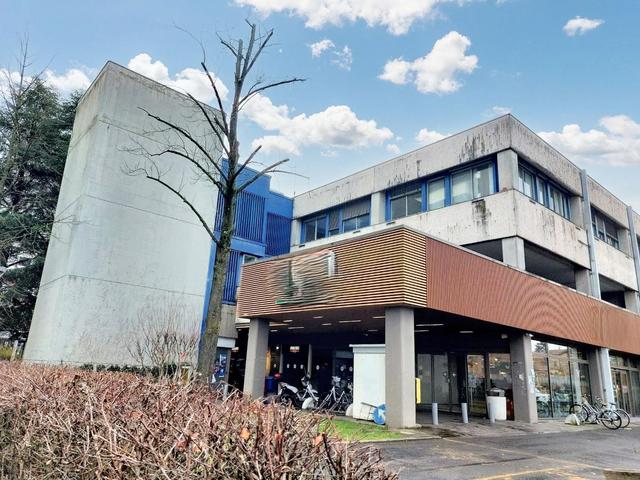 Negozi in vendita