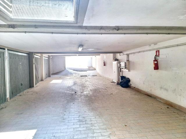 Garage in vendita