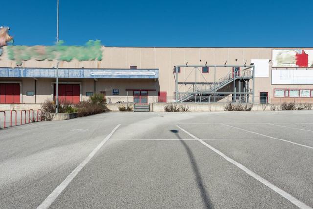 #25733 Complesso commerciale con parcheggi in vendita - foto 15