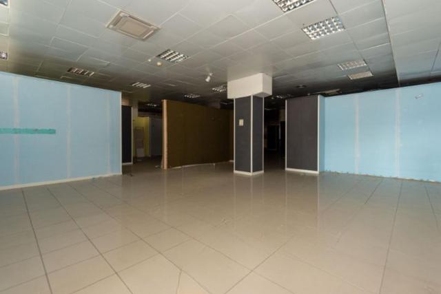 #25733 Complesso commerciale con parcheggi in vendita - foto 11