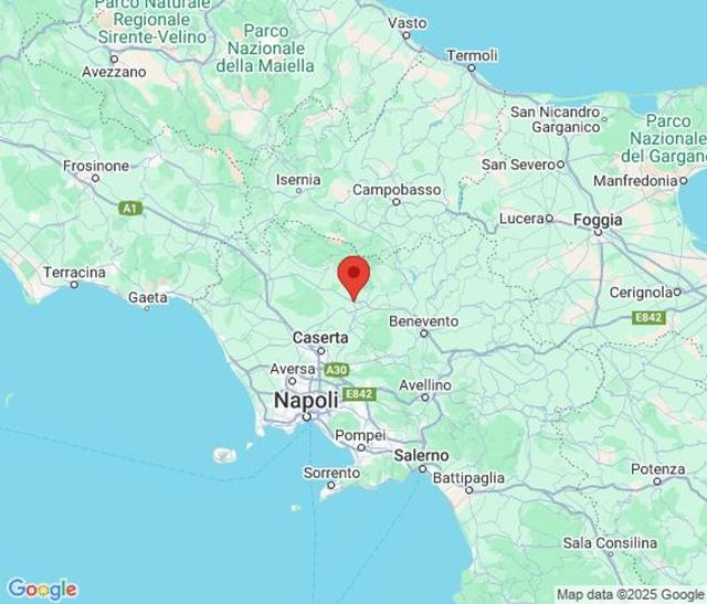 #25733 Complesso commerciale con parcheggi in vendita - foto 4