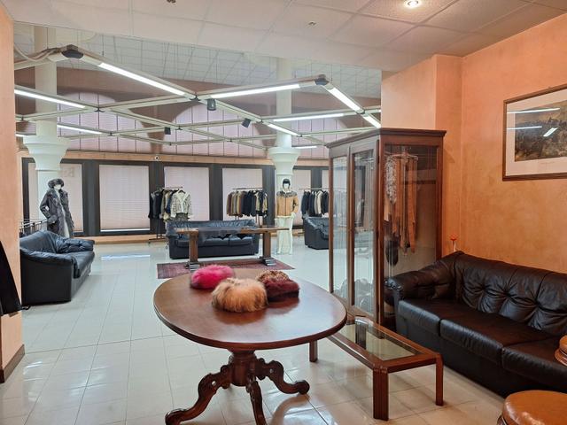 #2537801 Ampio complesso immobiliare a reddito in vendita - foto 11