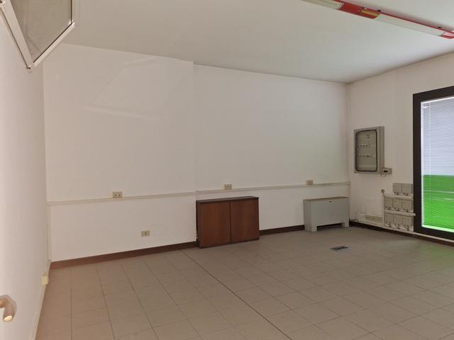 Stabilimenti produttivi in vendita