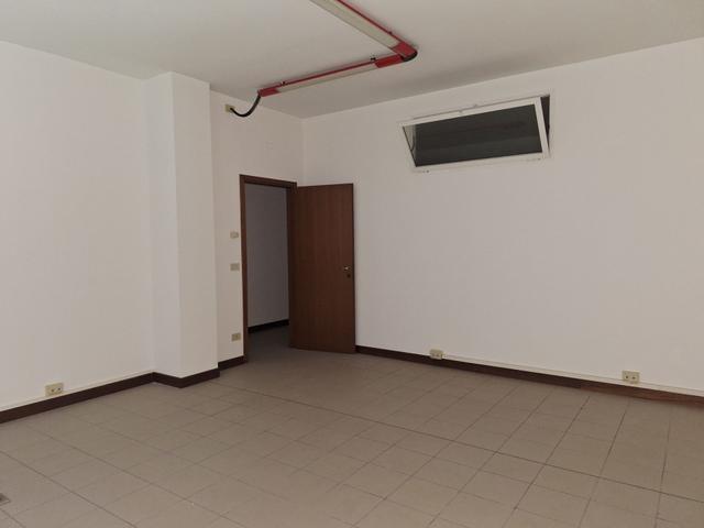 Stabilimenti produttivi in vendita