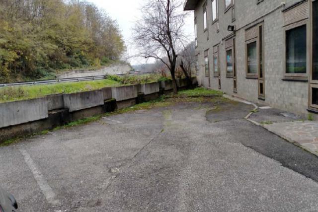 Studi privati in vendita
