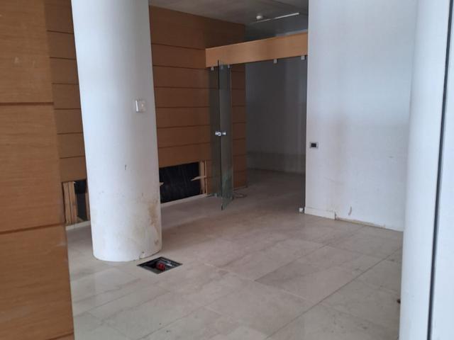 #2638278 Ampio locale logistico a reddito in vendita - foto 2