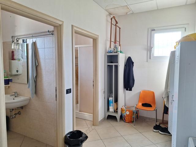 #2638718 Capannone con uffici e corte in vendita - foto 5