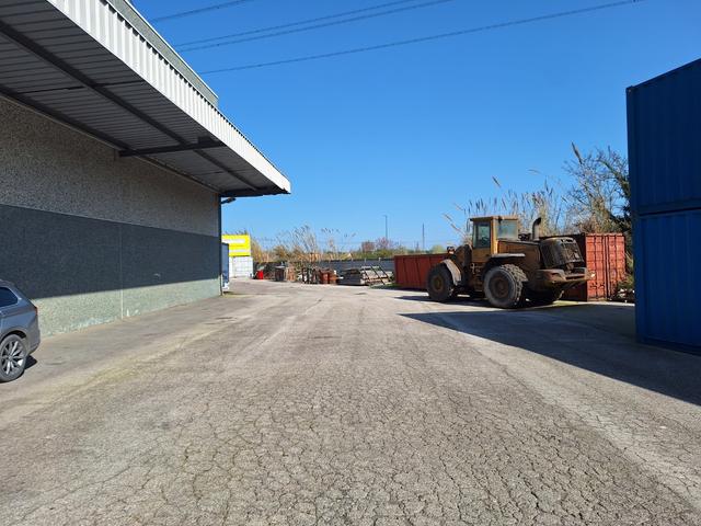 #2638718 Capannone con uffici e corte in vendita - foto 7
