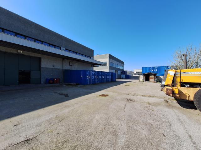 #2638718 Capannone con uffici e corte in vendita - foto 12