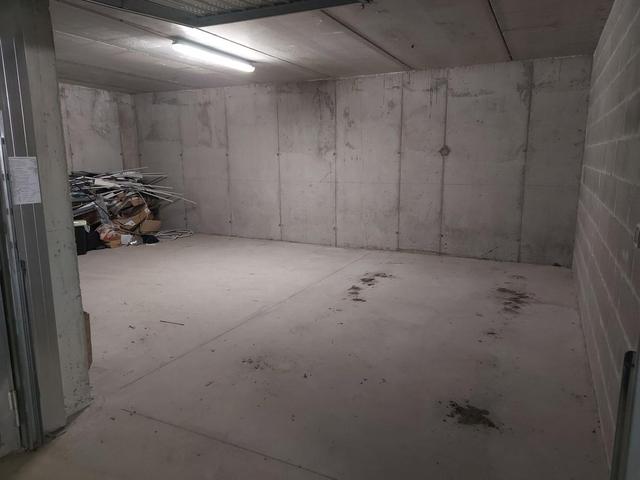Garage in vendita
