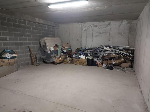 Garage in vendita