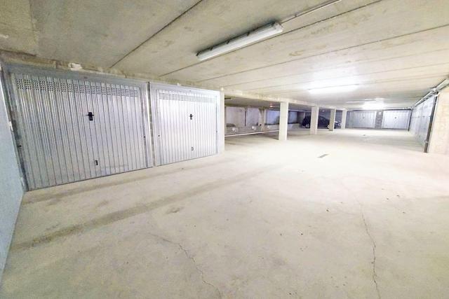 Garage in vendita