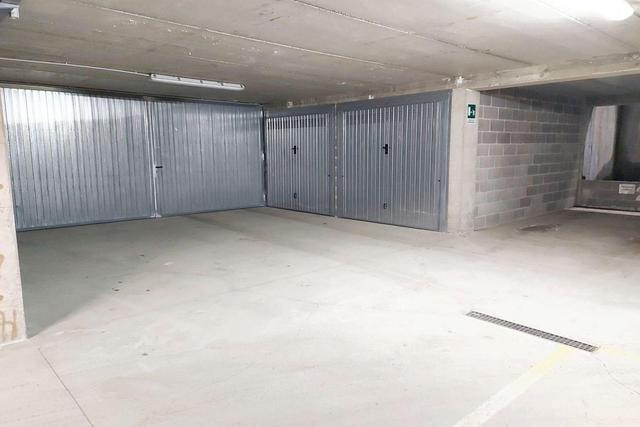 Garage in vendita