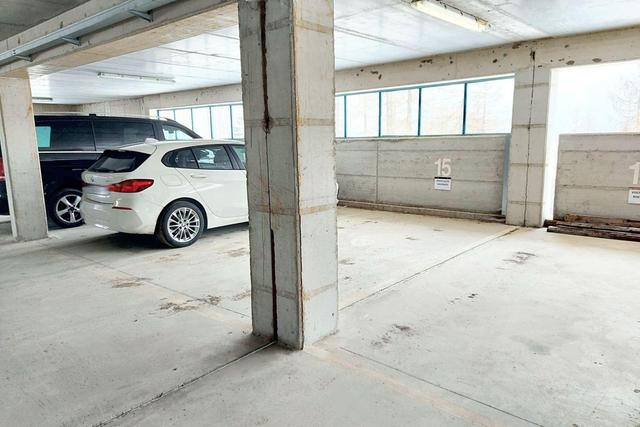 Posti auto in vendita