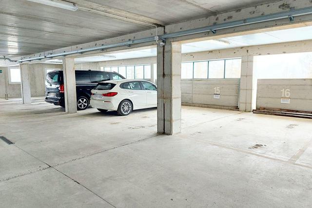 Posti auto in vendita