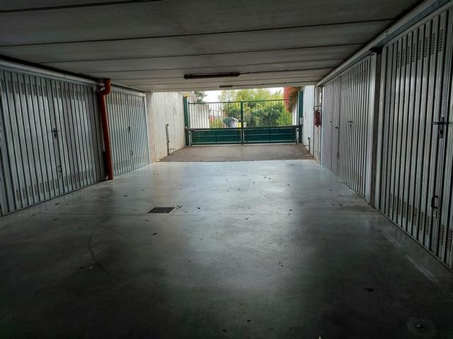 Garage in vendita