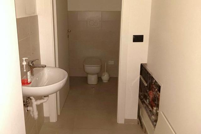#2638329 Negozio (sub 60) in edificio polifunzionale in vendita - foto 7