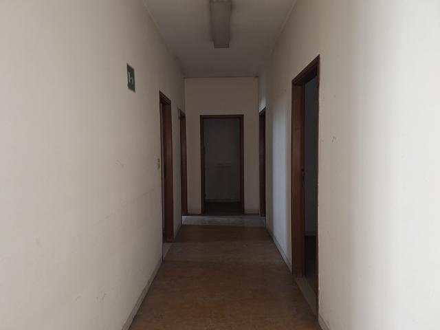 #2638499 Ampio ufficio con cantina e box auto in vendita - foto 4