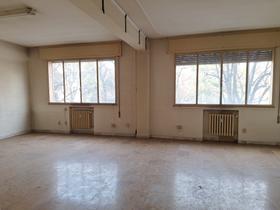 Uffici entro 500 mq in vendita