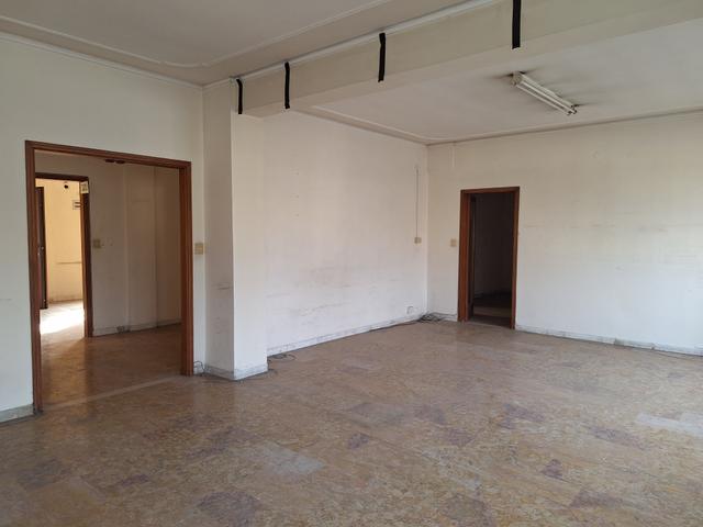 #2638499 Ampio ufficio con cantina e box auto in vendita - foto 13