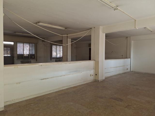 #2638499 Ampio ufficio con cantina e box auto in vendita - foto 16