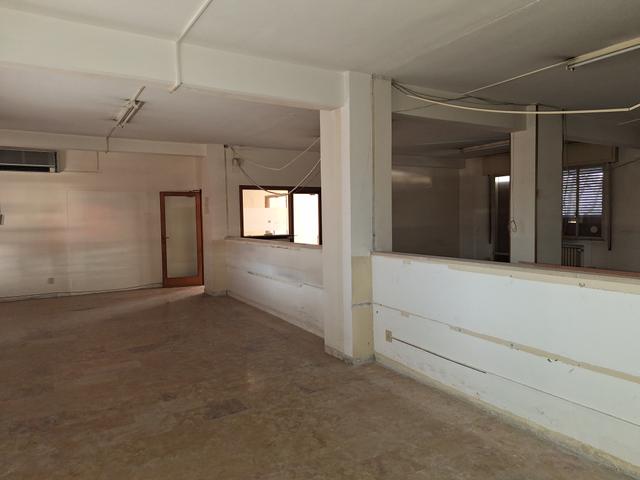 #2638499 Ampio ufficio con cantina e box auto in vendita - foto 18