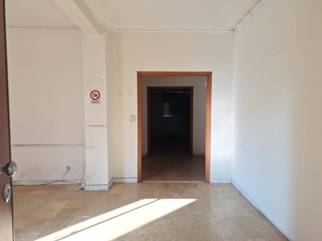 #2638499 Ampio ufficio con cantina e box auto in vendita - foto 19