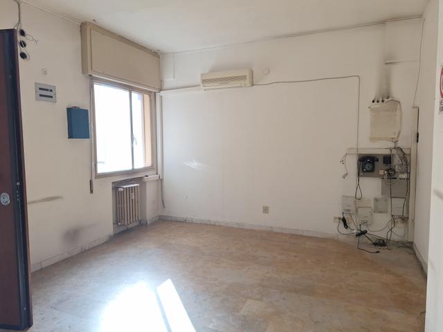 #2638499 Ampio ufficio con cantina e box auto in vendita - foto 21