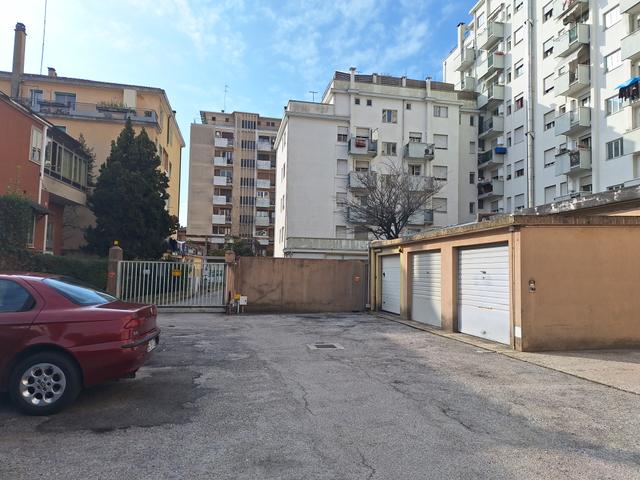#2638499 Ampio ufficio con cantina e box auto in vendita - foto 24