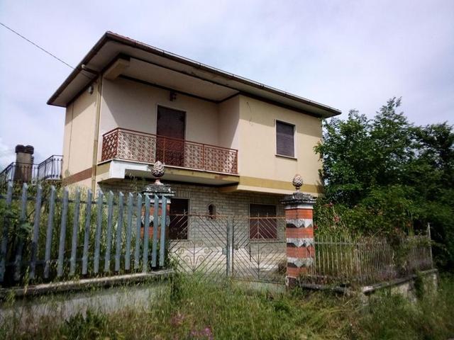 Rustici e casali in vendita