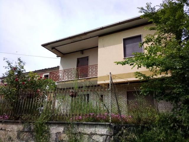 Rustici e casali in vendita
