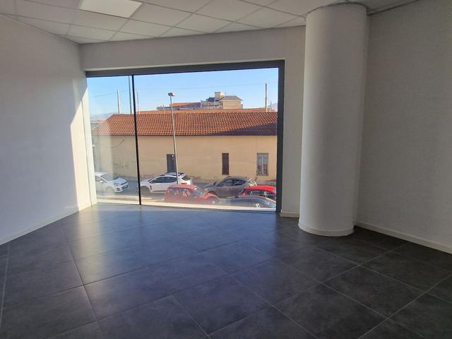 Grandi dimensioni in vendita