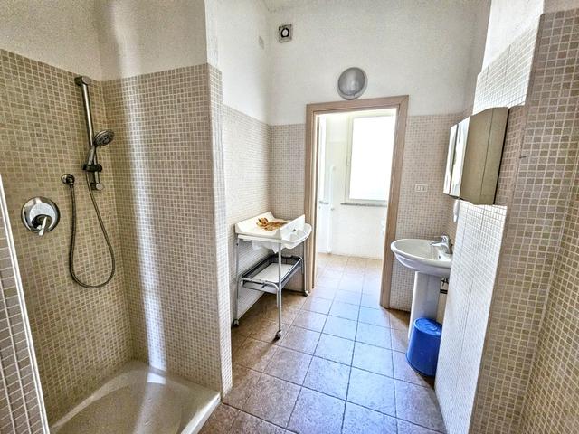 Stabilimenti produttivi in vendita