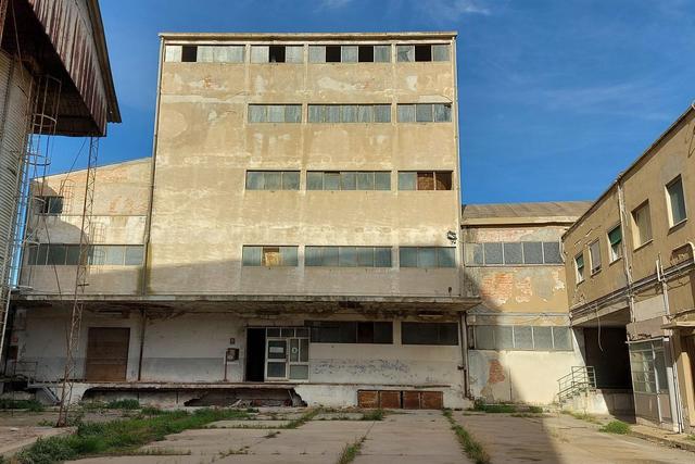 Stabilimenti produttivi in vendita