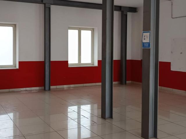 #24012 Ampio locale commerciale ad Alvignano in vendita - foto 3