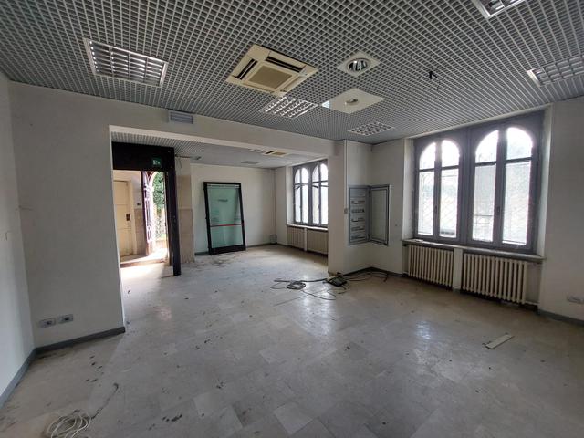 #2638161 Locale commerciale in Vendita in vendita - foto 4