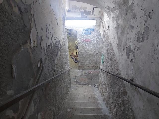 Magazzini in vendita