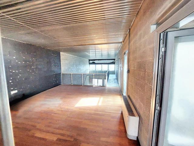 #23858 Capannone commerciale con uffici e area pertinenziale in vendita - foto 8