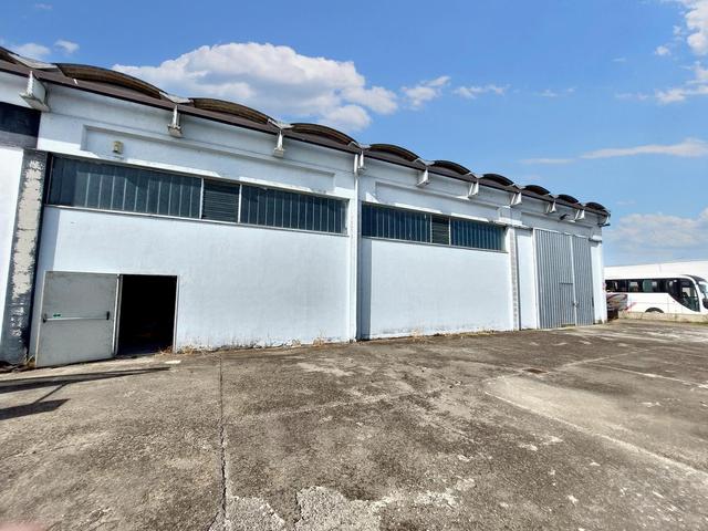 #23858 Capannone commerciale con uffici e area pertinenziale in vendita - foto 9