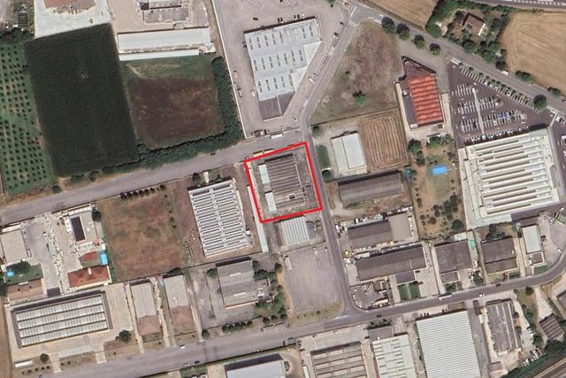 #23858 Capannone commerciale con uffici e area pertinenziale in vendita - foto 13