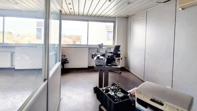 Edifici direzionali in vendita